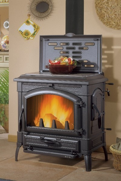 Kaminofen / Gussofen La Nordica Isotta Evo mit Kochplatte Guss 11,9 kW