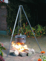 Hirtengrill mit Lagerfeuerkessel Globe-fire Edna I mit Kessel 10 L Hirtengrill mit Lagerfeuerkessel Globe-fire Edna I mit Kessel 10 L
